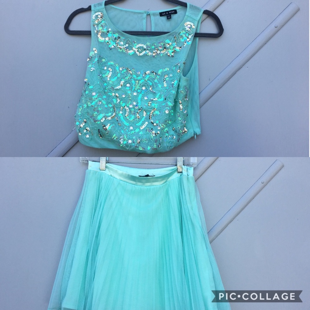 Blue Sequined Two Piece Homecoming Dress | Size 5
